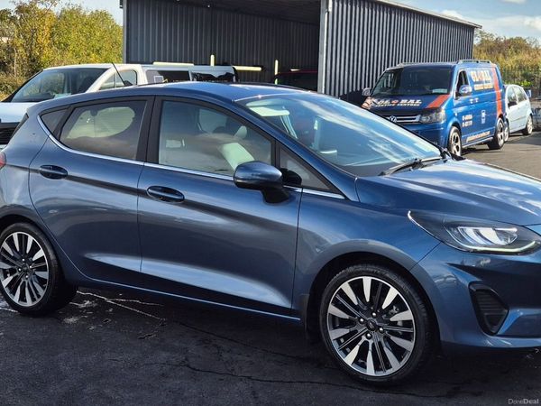 Ford Fiesta Hatchback, Petrol Hybrid, 2022, Blue