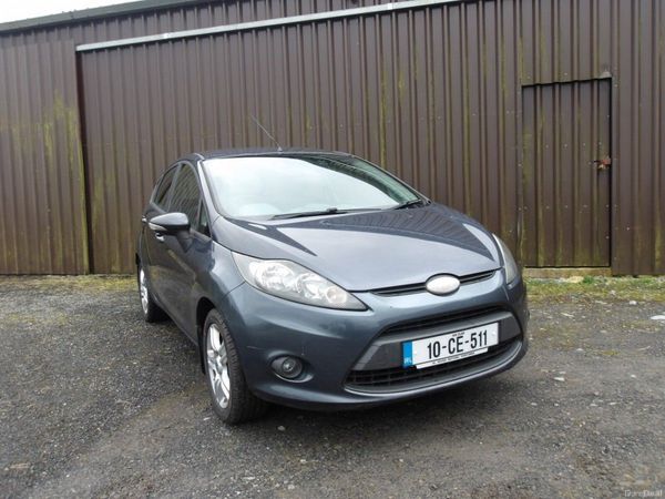 Ford Fiesta Hatchback, Petrol, 2010, Grey