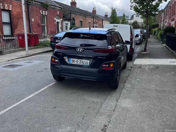 Hyundai KONA MPV, Petrol, 2019, Black