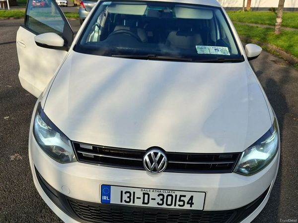 Volkswagen Polo Hatchback, Diesel, 2013, White