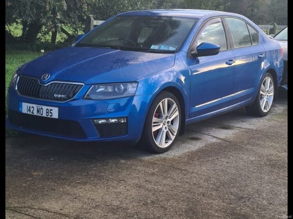 Skoda Octavia Saloon, Diesel, 2014, Blue