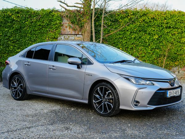 Toyota Corolla Saloon, Petrol Hybrid, 2020, Grey