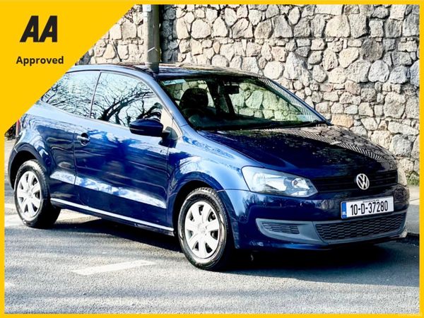 Volkswagen Polo Hatchback, Petrol, 2010, Blue