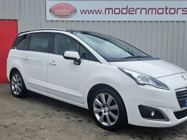 Peugeot 5008 MPV, Diesel, 2016, White