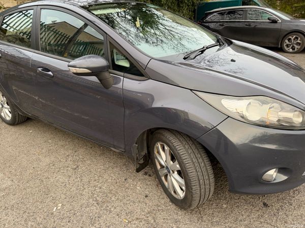 Ford Fiesta Hatchback, Petrol, 2011, Blue