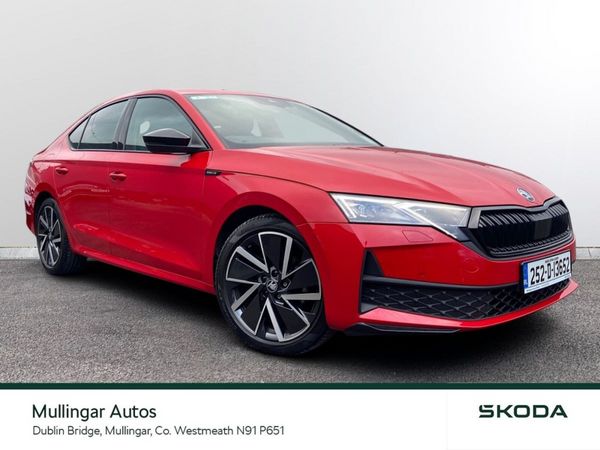 Skoda Octavia Saloon, Diesel, 2025, Red