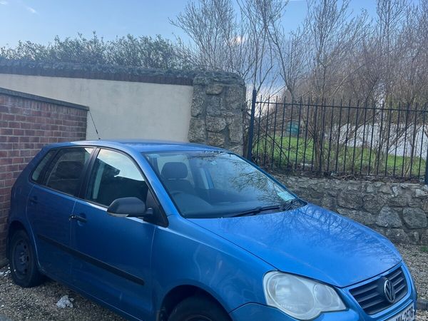Volkswagen Polo Hatchback, Petrol, 2006, Blue