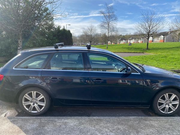 Audi A4 Estate, Diesel, 2010, Blue