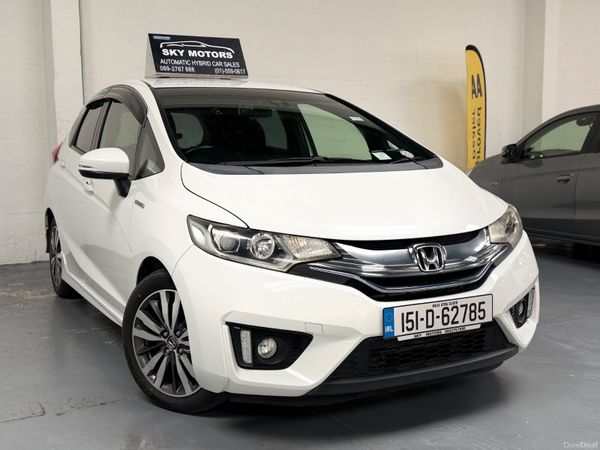 Honda Fit Hatchback, Petrol Hybrid, 2015, White