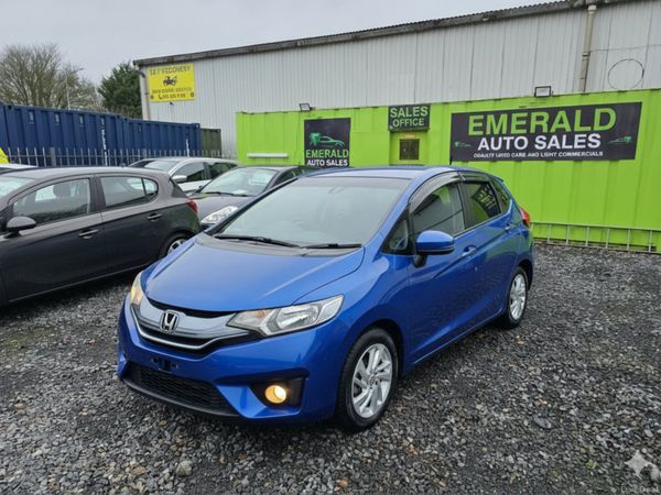 Honda Fit Hatchback, Petrol Hybrid, 2015, Blue