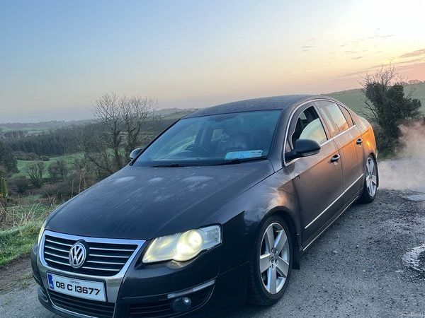 Volkswagen Passat Saloon, Diesel, 2008, Brown