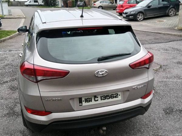 Hyundai Tucson SUV, Diesel, 2016, White