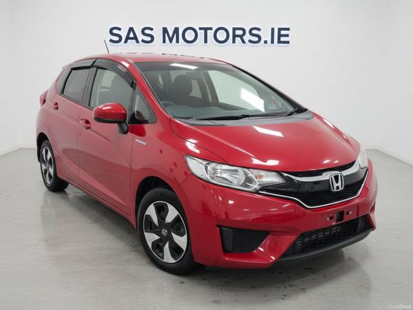 Honda Fit Hatchback, Petrol Hybrid, 2016, Red