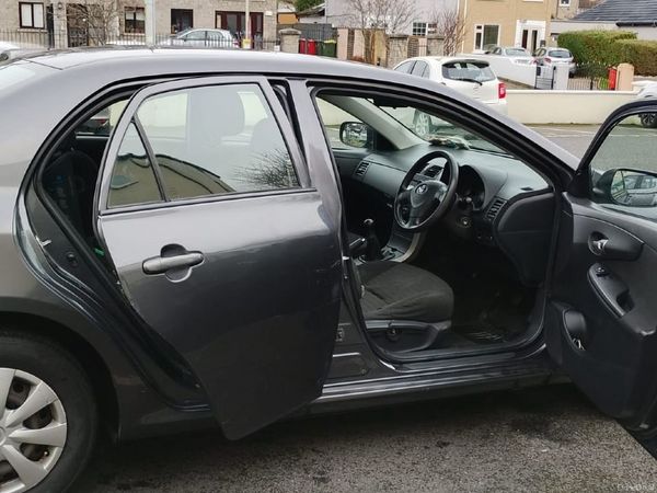 Toyota Corolla Saloon, Petrol, 2008, Grey