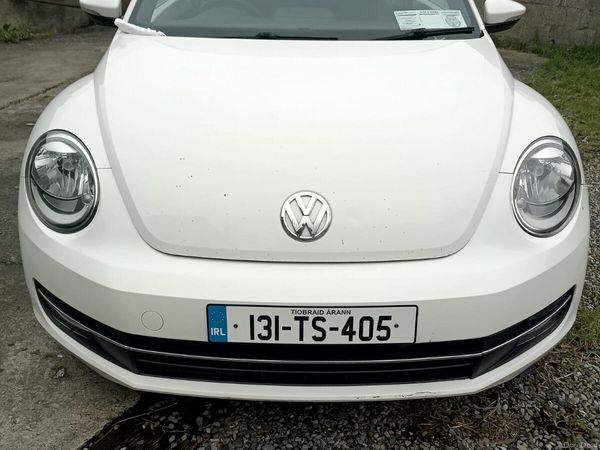 Volkswagen Beetle Hatchback, Diesel, 2013, White
