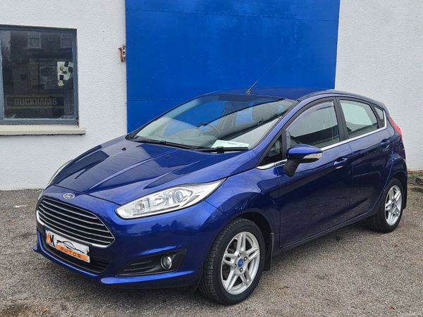 Ford Fiesta Hatchback, Petrol, 2014, Blue