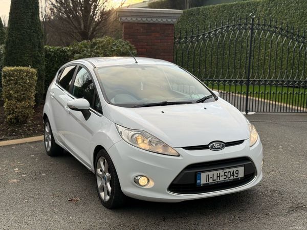 Ford Fiesta Hatchback, Diesel, 2011, White