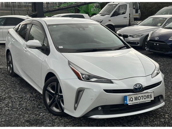 Toyota Prius Saloon, Petrol Hybrid, 2021, White