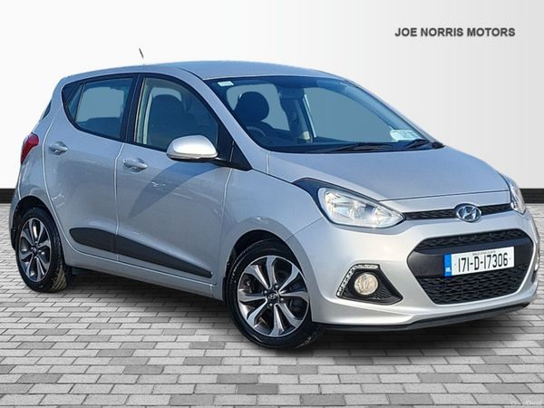 Hyundai i10 Hatchback, Petrol, 2017, Grey