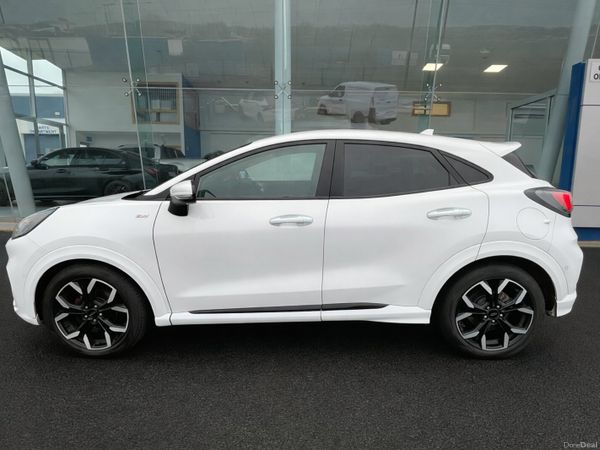 Ford Puma MPV, Petrol Hybrid, 2020, White