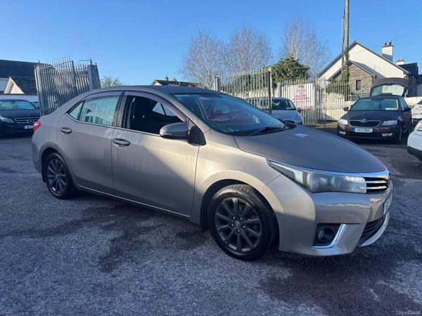 Toyota Corolla Saloon, Diesel, 2015, Bronze