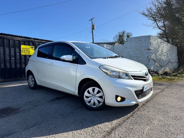 Toyota Vitz Hatchback, Petrol, 2014, White