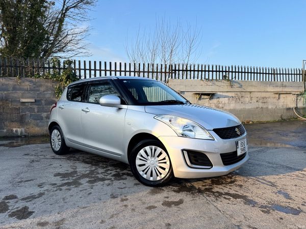 Suzuki Swift Hatchback, Petrol, 2015, Silver
