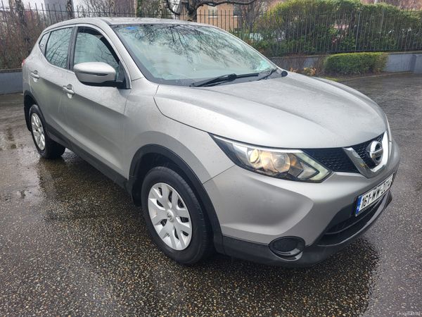 Nissan Qashqai Hatchback, Petrol, 2016, Silver