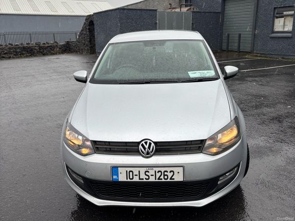 Volkswagen Polo Hatchback, Petrol, 2010, Silver