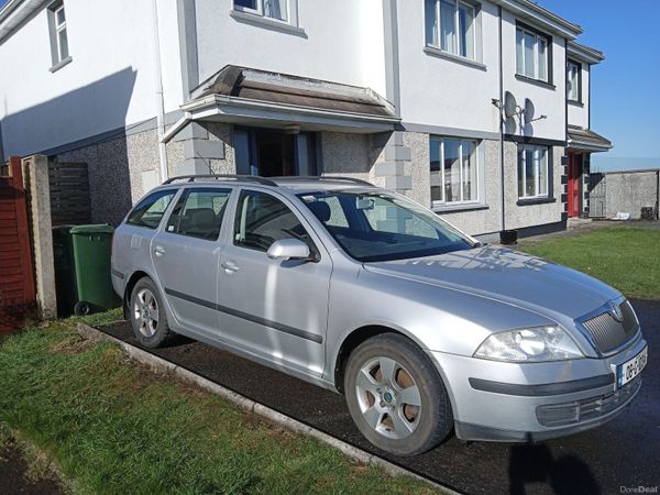 Skoda Octavia Estate, Diesel, 2008, Silver