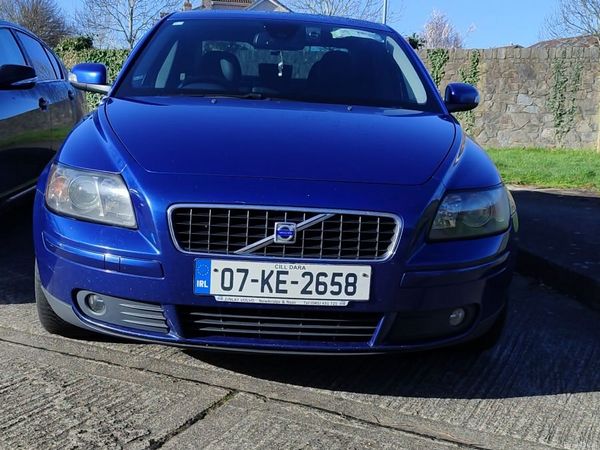 Volvo S40 Saloon, Diesel, 2007, Blue