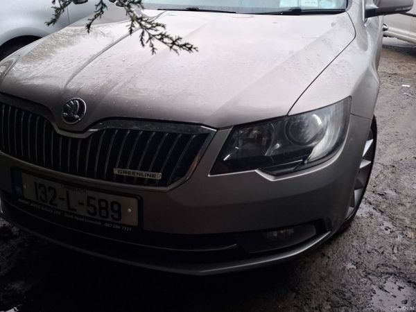 Skoda Superb Hatchback, Diesel, 2013, Beige