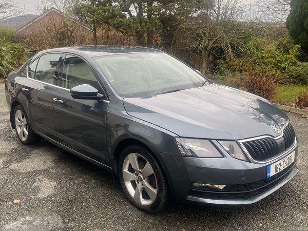 Skoda Octavia Saloon, Diesel, 2018, Grey