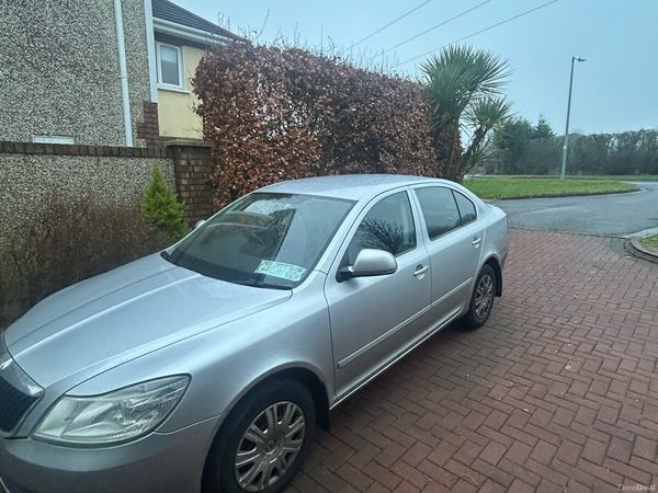 Skoda Octavia Saloon, Diesel, 2012, Silver