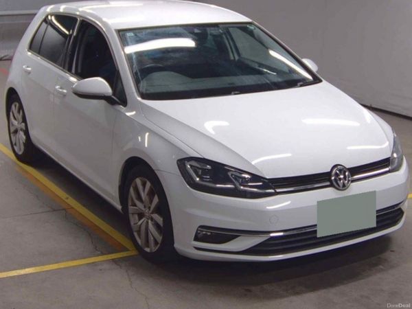 Volkswagen Golf Hatchback, Petrol, 2017, White