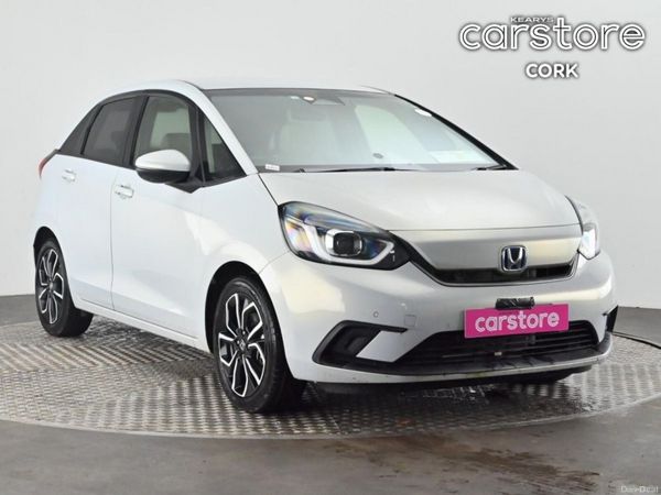 Honda Fit Hatchback, Petrol Hybrid, 2020, White