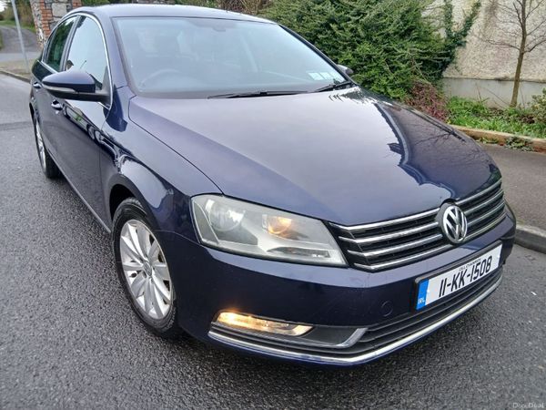 Volkswagen Passat Saloon, Diesel, 2011, Blue
