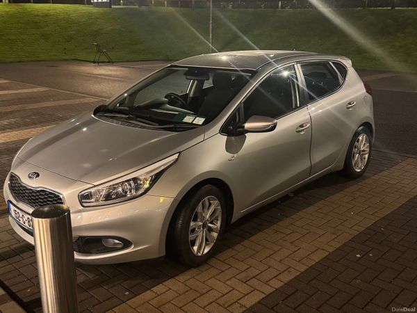 Kia Ceed Hatchback, Petrol, 2015, Silver