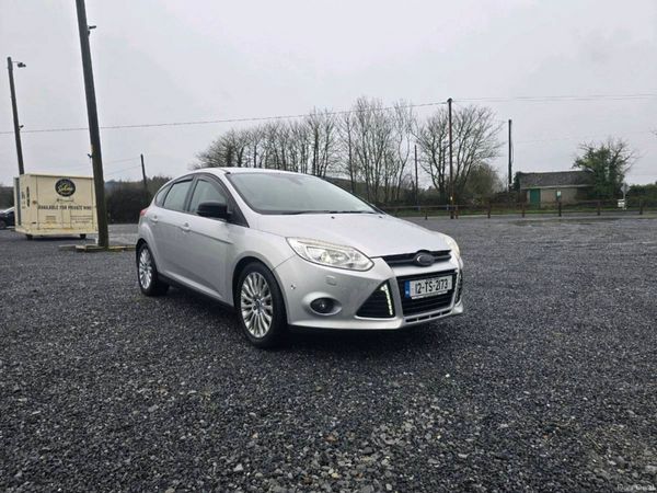 Ford Focus Hatchback, Diesel, 2012, Silver