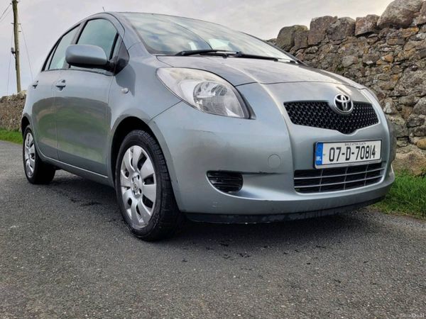 Toyota Yaris Hatchback, Petrol, 2007, Silver