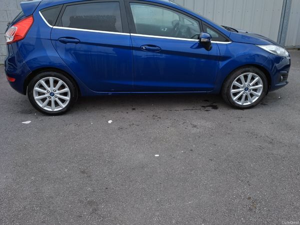 Ford Fiesta Hatchback, Diesel, 2016, Blue