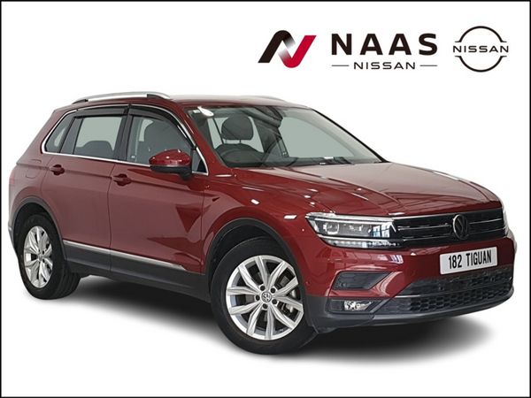 Volkswagen Tiguan SUV, Petrol, 2018, Red