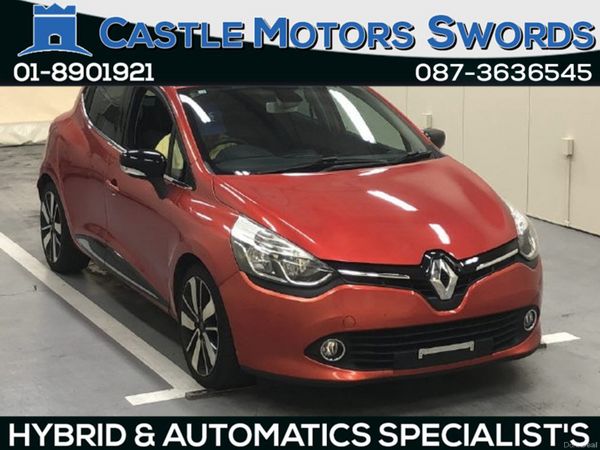 Renault Clio Hatchback, Petrol, 2015, Red