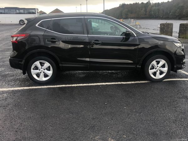 Nissan Qashqai MPV, Diesel, 2018, Black