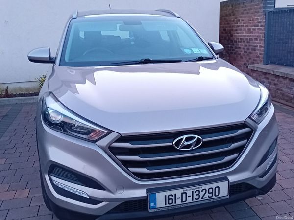 Hyundai Tucson SUV, Petrol, 2016, White