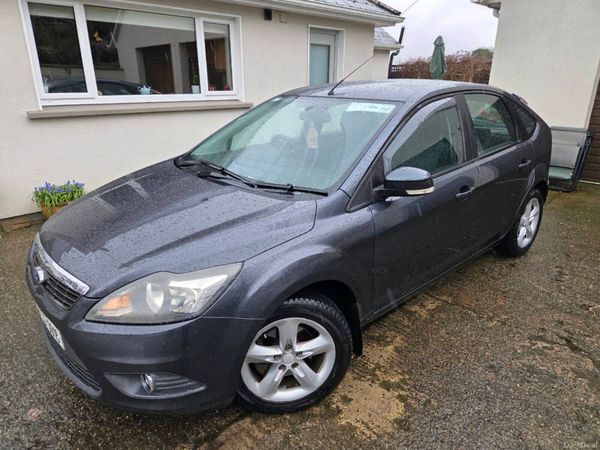 Ford Focus Hatchback, Petrol, 2008, Grey