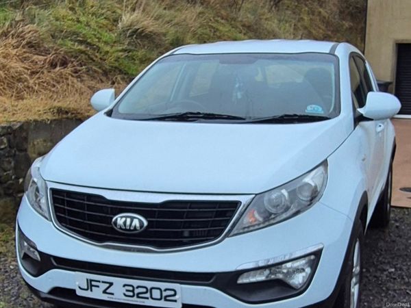 Kia Sportage SUV, Diesel, 2015, White