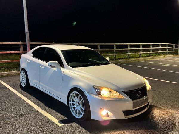 Lexus IS Saloon, Petrol, 2011, White