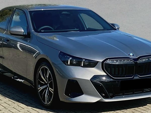 BMW i5 Saloon, Electric, 2025, Grey