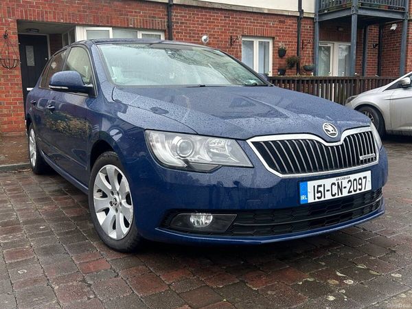Skoda Superb Hatchback, Diesel, 2015, Blue